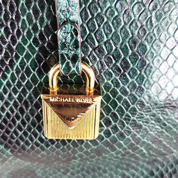 MICHAEL KORS SNAKESKIN SATCHEL/ CROSSBODY EUC - Picture 4 of 12